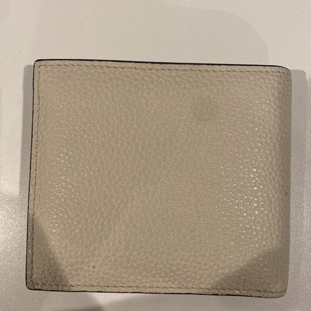 Gucci Print Bifold Wallet White - Picture 5 of 5